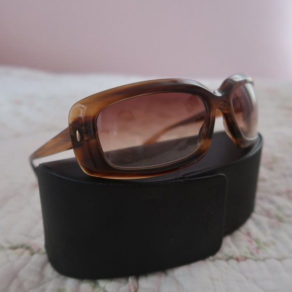 Authentic Oliver Peoples Ingenue Rectangle Brown Tortoise Sunglasses main image 4
